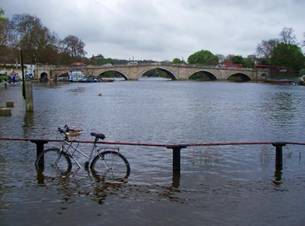UK Floods can be managed better by satellites